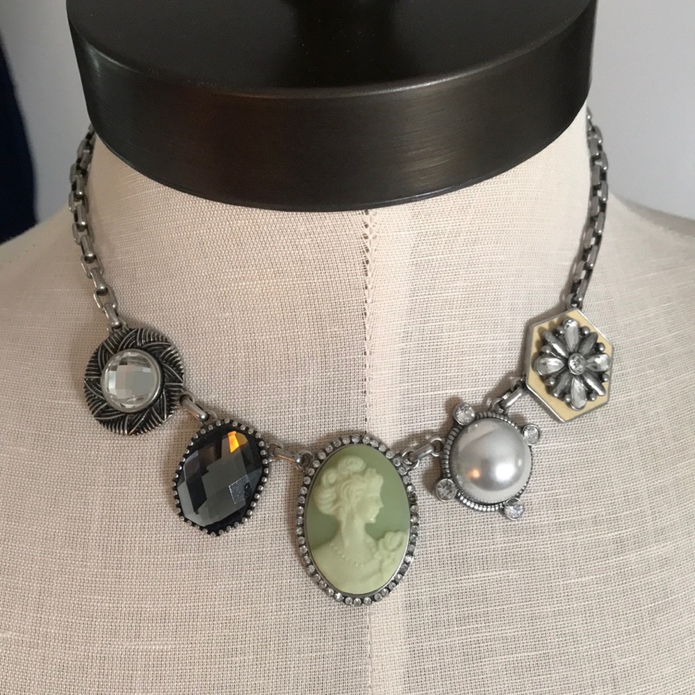 LIA SOPHIA NECKLACE